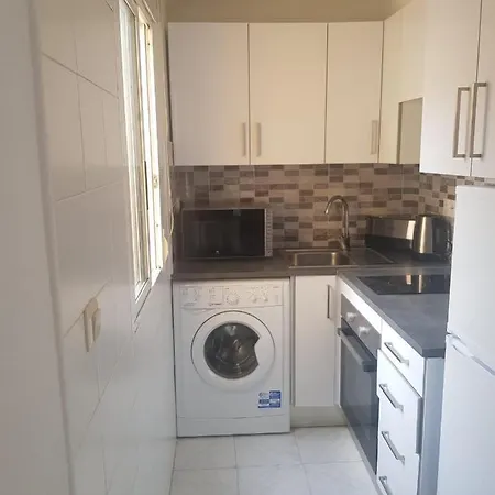 Upper Floor 2 Bed In Paraje Natural Fase 1, شقة
