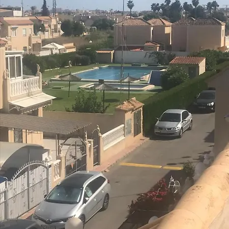 Upper Floor 2 Bed In Paraje Natural Fase 1, Torrevieja