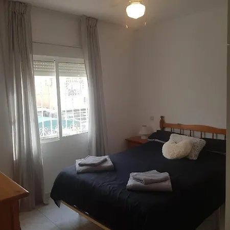 Upper Floor 2 Bed In Paraje Natural Fase 1, Lejlighed *